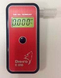 Анализатор паров этанола в выдыхаемом воздухе Динго Е-010 