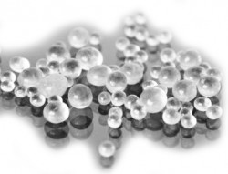 Бусы-шарики стекл. d-3 мм (уп. 100 гр)
